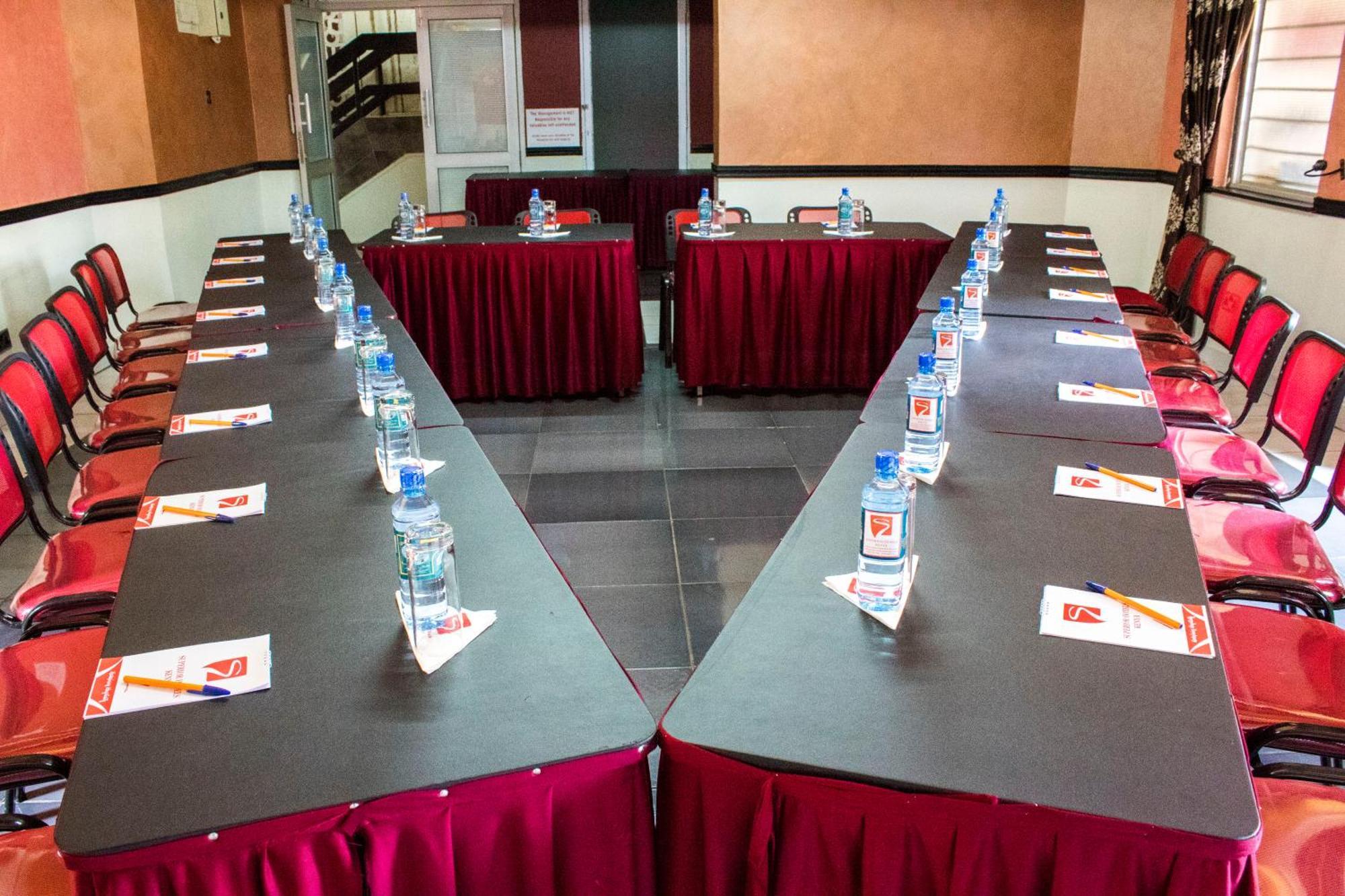 Hadassah Hotel Ναϊρόμπι Εξωτερικό φωτογραφία